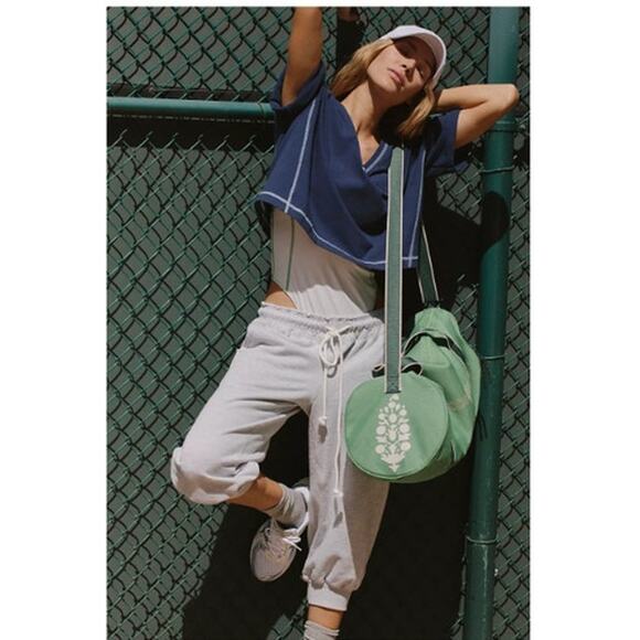 NEW! Free People Movement Flutter Cropped Joggers in GRAY (M) - Picture 3 of 5